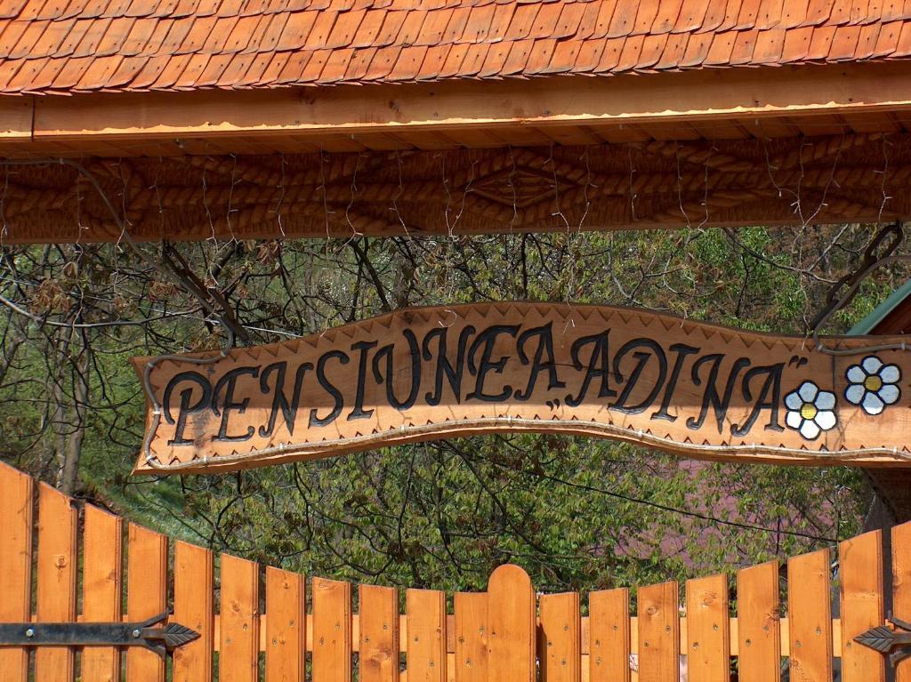 Pensiunea Adina คาฟนิค ภายนอก รูปภาพ