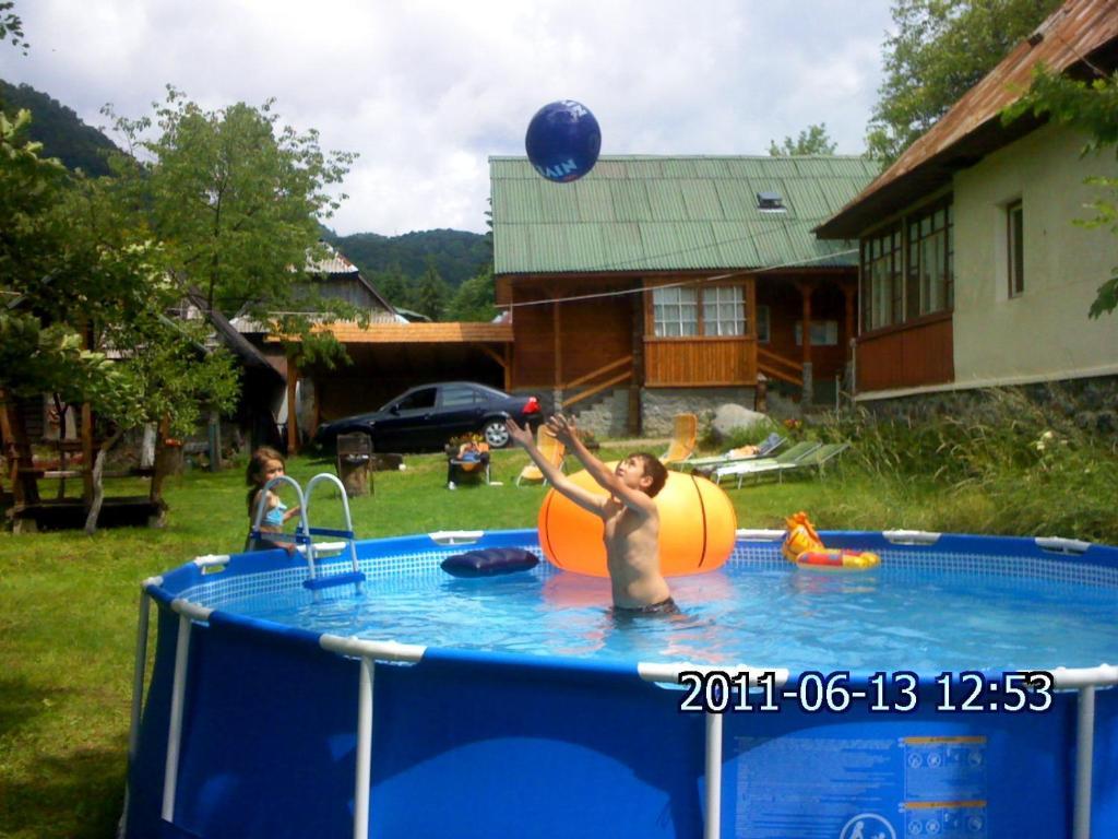 Pensiunea Adina คาฟนิค ภายนอก รูปภาพ
